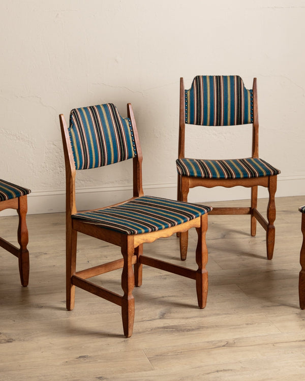 Set of 4 Oak Wavy Apron Dining Chairs by Henning Kjaernulf, Denmark, 1970's - Lone Fox