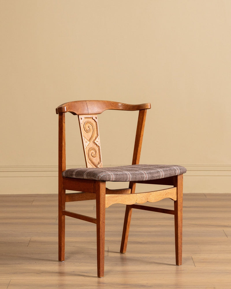 Set of 6 Danish Carved Oak Dining Chairs in Cabin Plaid, 1960's