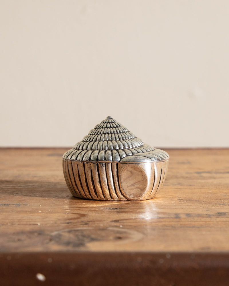 Silver Clam Shell Lined Trinket Box, 1980's - Lone Fox