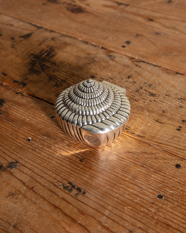 Silver Clam Shell Lined Trinket Box, 1980's - Lone Fox