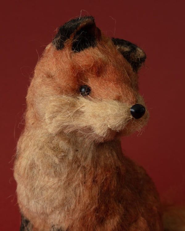 Sisal Sitting Fox - Lone Fox