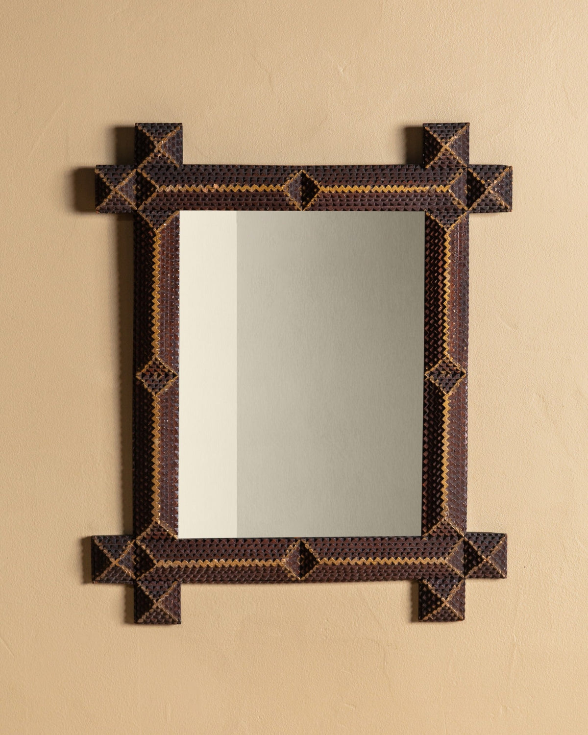Vintage Decor – Lone Fox