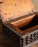 Tramp Art Crown of Thorns Box, Europe, 19th Century - Lone Fox