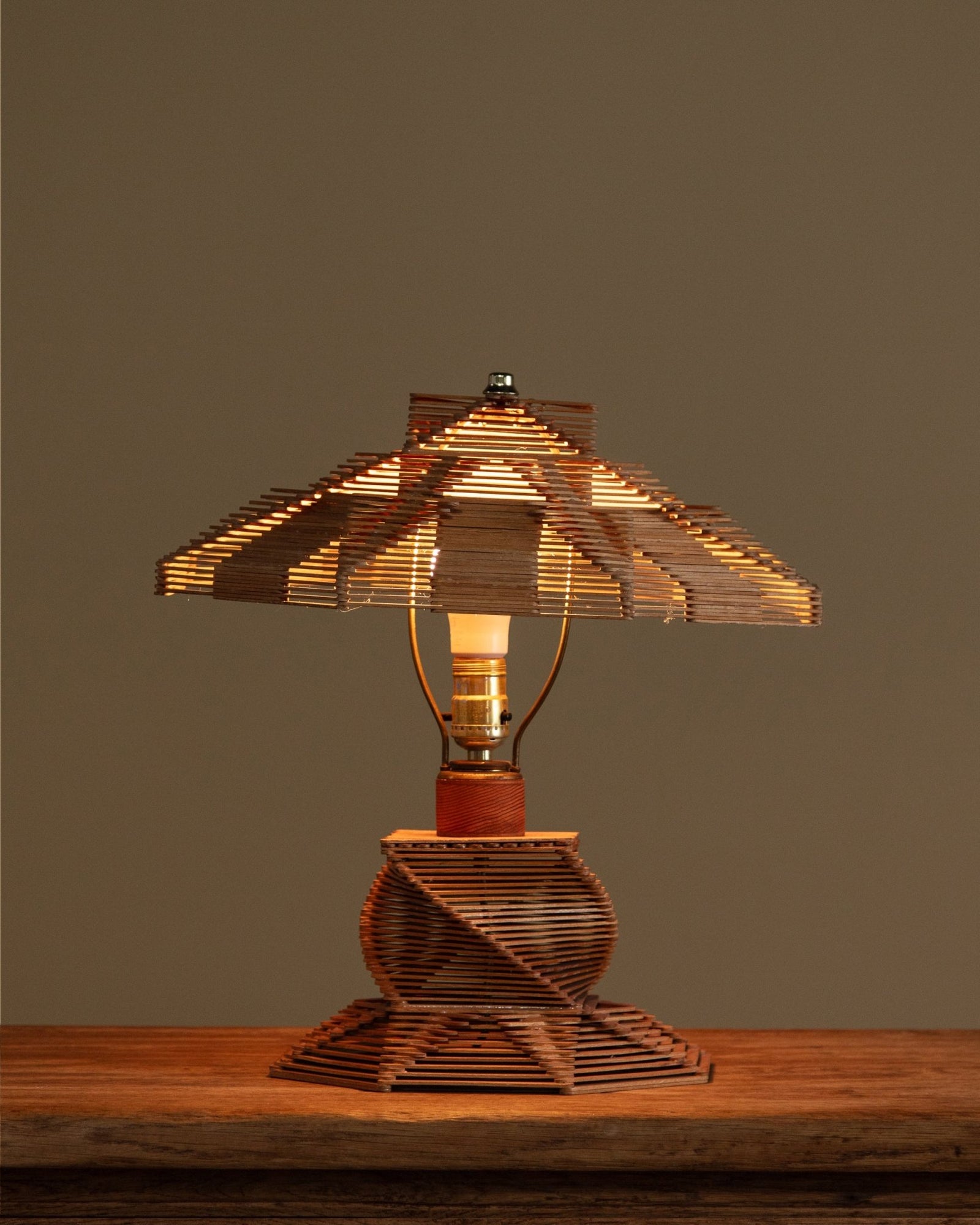 Tramp Art Popsicle Stick Table Lamp, 1970's – Lone Fox