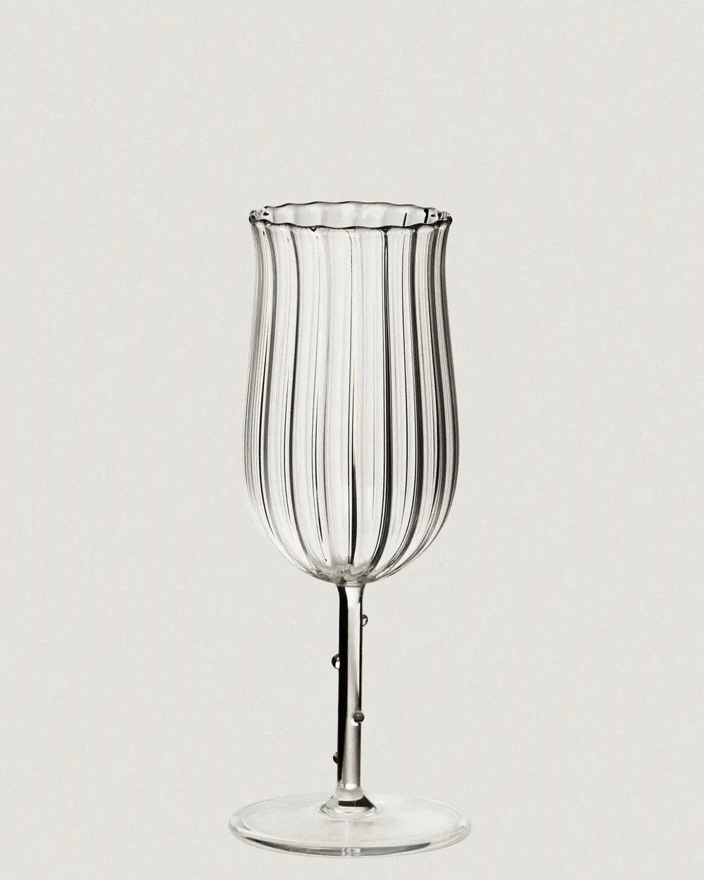Tulip Wine Glass, Clear (Set of 4) – Lone Fox