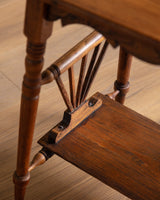 Victorian Oak Parlor Table, Late 19th Century - Lone Fox