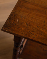 Victorian Oak Parlor Table, Late 19th Century - Lone Fox