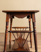 Victorian Oak Parlor Table, Late 19th Century - Lone Fox