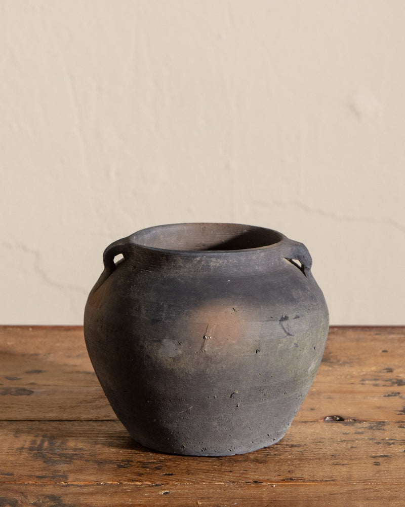 Vintage Chinese Cumin Pot - Lone Fox