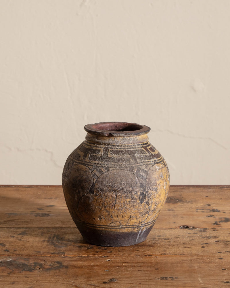 Vintage Makou Ginger Jar - Lone Fox