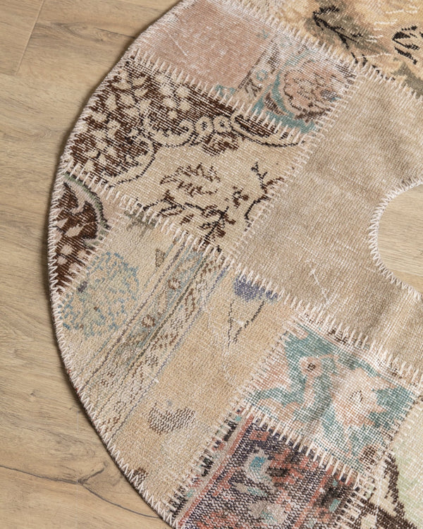 Vintage Turkish Kilim Patchwork Tree Skirt 01 - Lone Fox