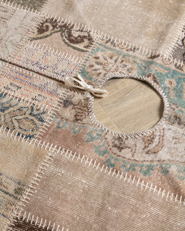 Vintage Turkish Kilim Patchwork Tree Skirt 05 - Lone Fox