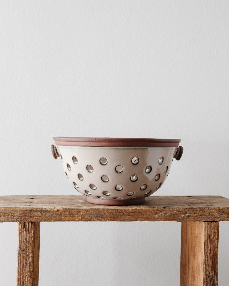 Scalloped Stoneware Colander
