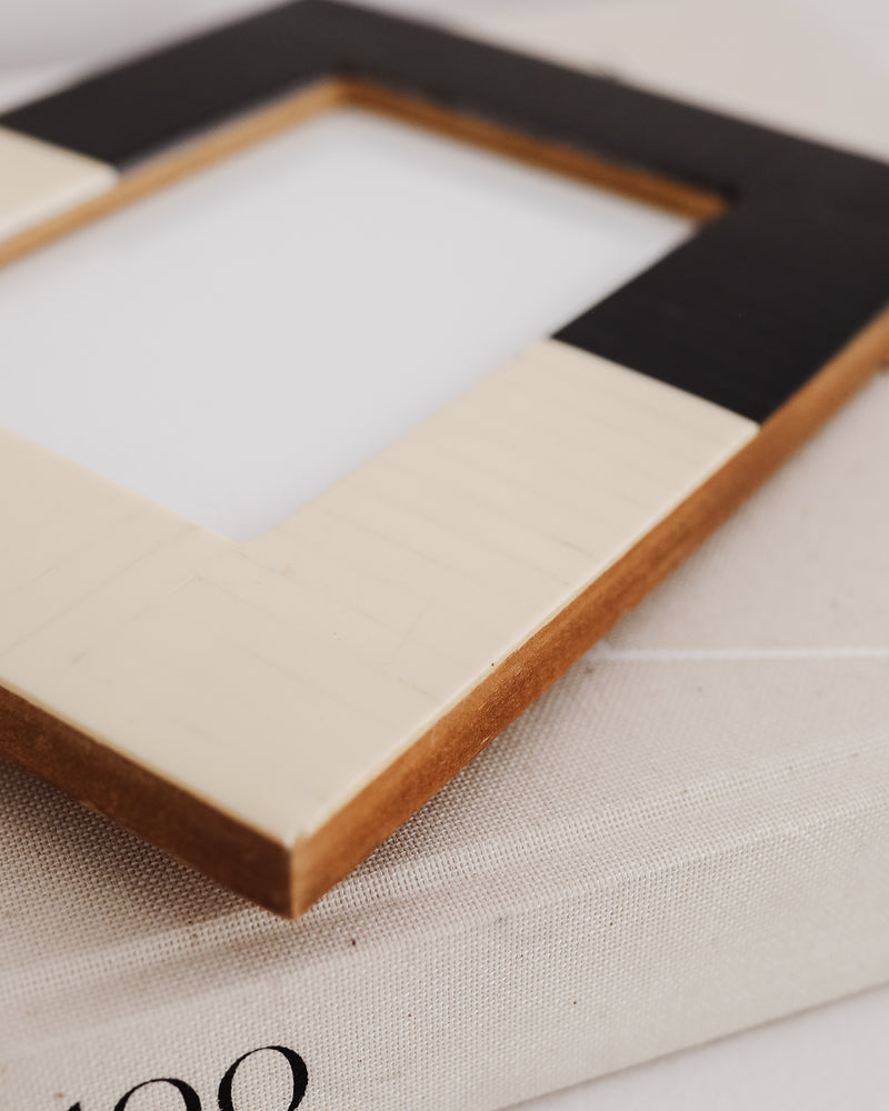 Jux Resin Photo Frame